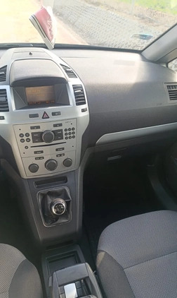 Opel Zafira cena 24500 przebieg: 175000, rok produkcji 2012 z Gdańsk małe 11